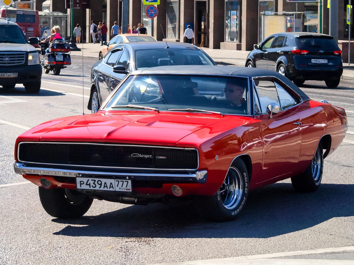 dodge charger в москве